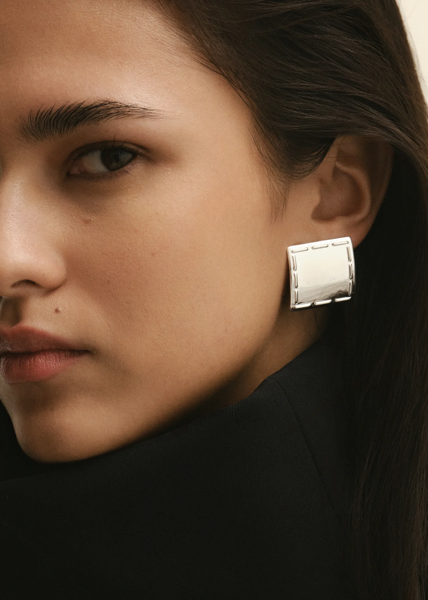 Suo Mid Patch Earrings - Silver